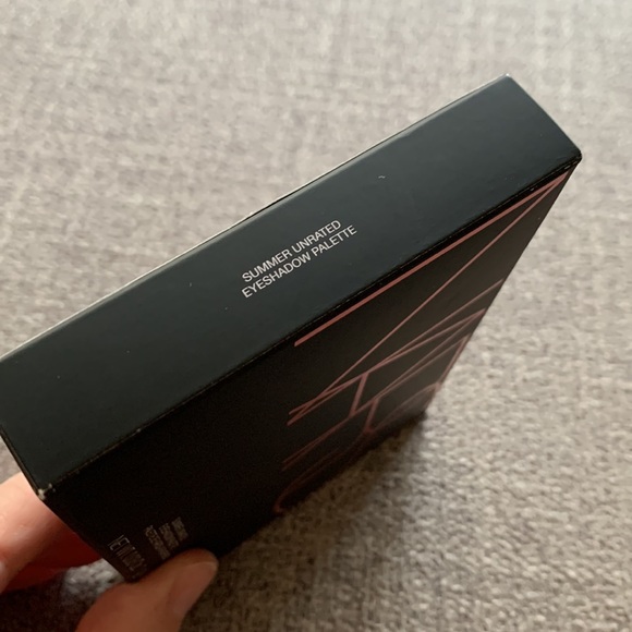 Nars Summer Unrated Eyeshadow Palette - Picture 10 of 11